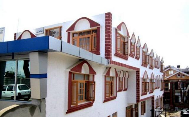 Hotel Grand City Heart, Srinagar 1